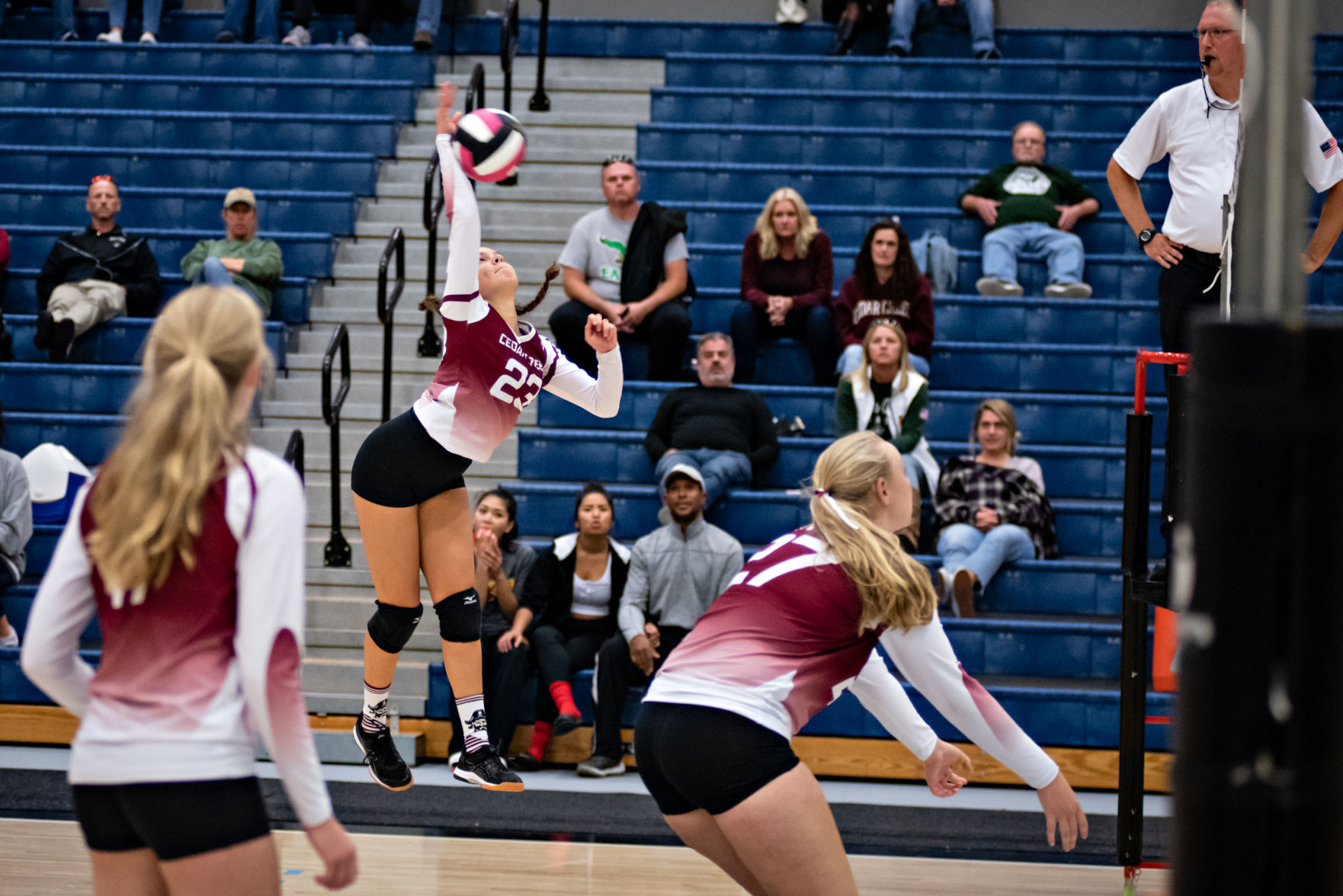 102019_spt_calvolleyball